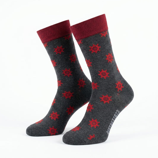 Red and grey Cellini Uomo Men’s Filoscozia cotton Seaport socks with a stylish nautical pattern.