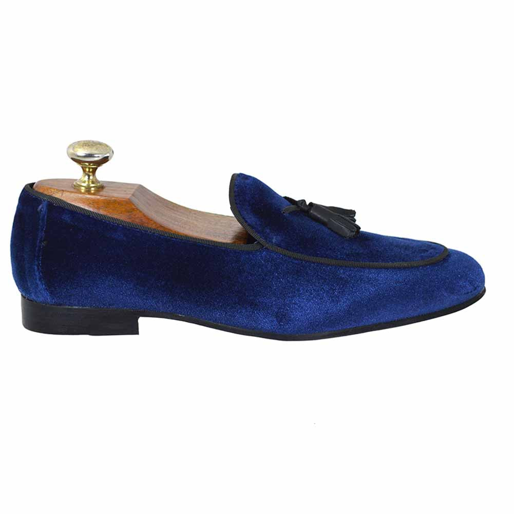Walk Velvet Tassel Loafer