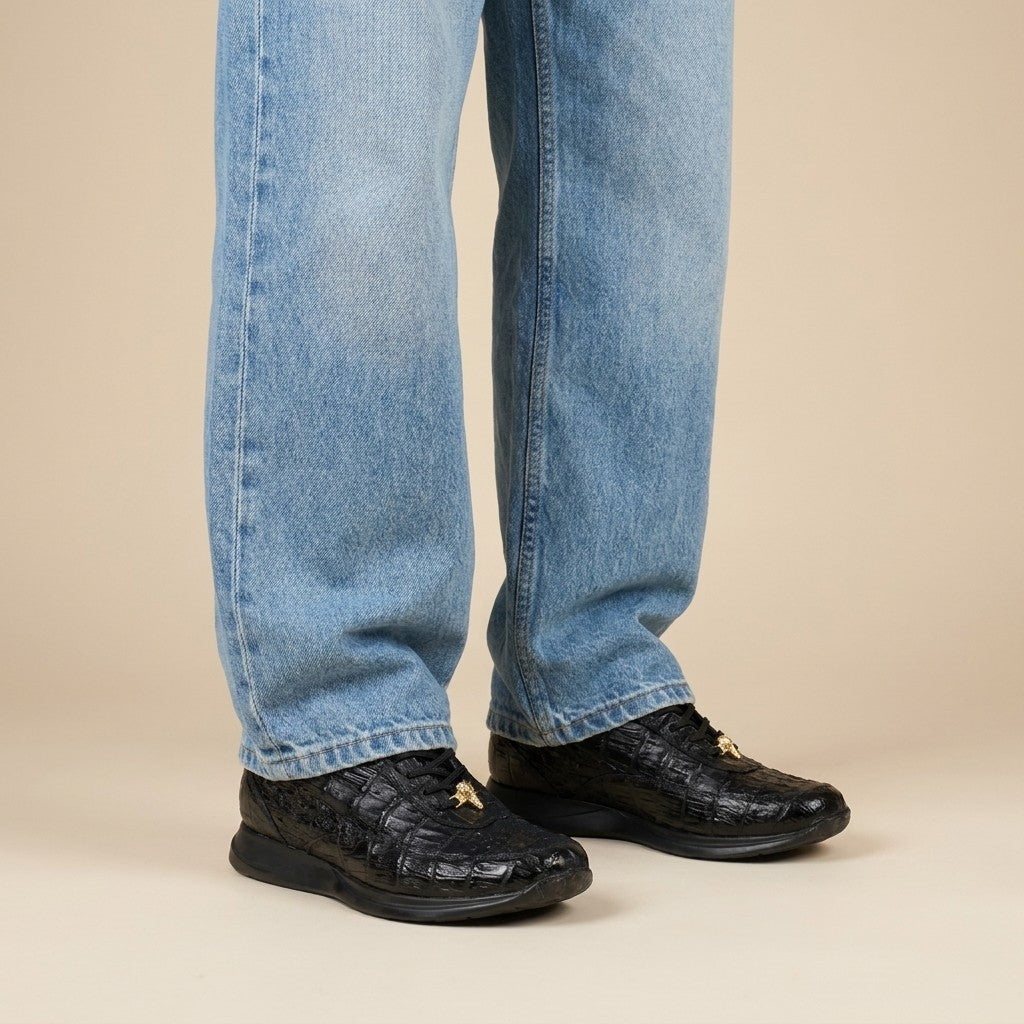 Mauri 8900 Caiman Fuscus black sneakers with textured design and laces, showcasing casual footwear style.