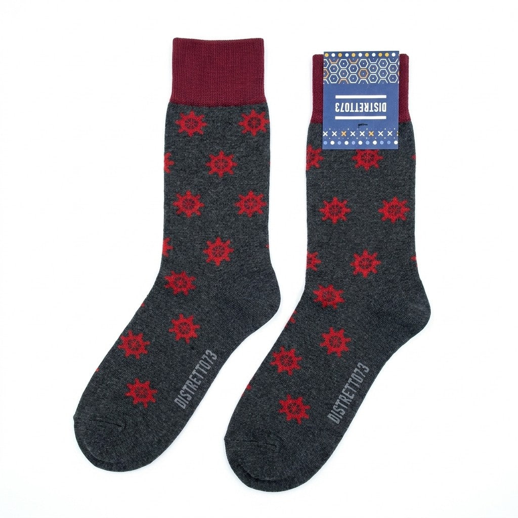 Red and grey men's Filoscozia cotton Seaport socks by Cellini Uomo, featuring a stylish striped pattern.